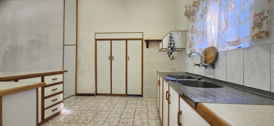 2 Bedroom Property for Sale in Bredasdorp Western Cape
